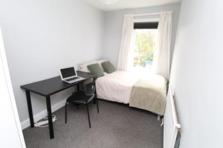 4 bedroom Detached house to let in Dallas York Road, Beeston, NG9