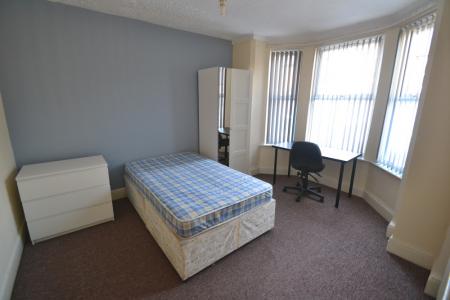 6 bedroom Detached house to let in Balfour Road, Lenton, Nottingham, NG7