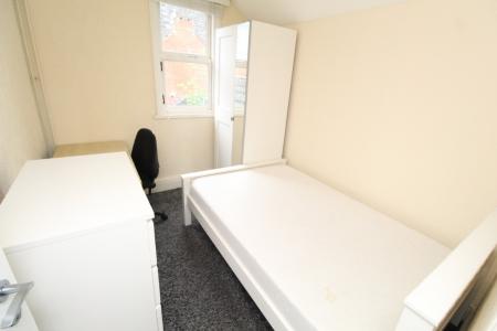 6 bedroom Detached house to let in Balfour Road, Lenton, Nottingham, NG7