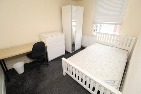 6 bedroom Detached house to let in Balfour Road, Lenton, Nottingham, NG7