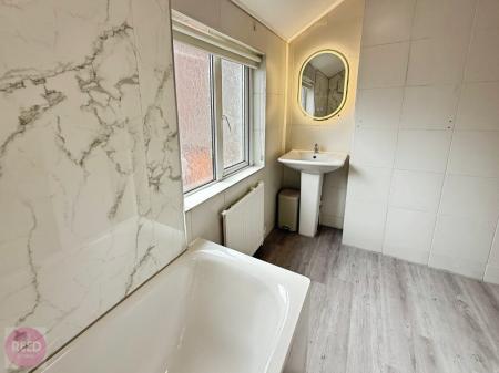 6 bedroom Detached house to let in Derby Road, Lenton, Nottingham, NG7