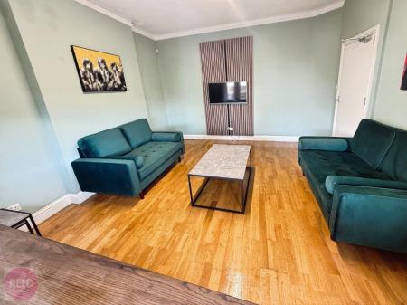 6 bedroom Detached house to let in Derby Road, Lenton, Nottingham, NG7