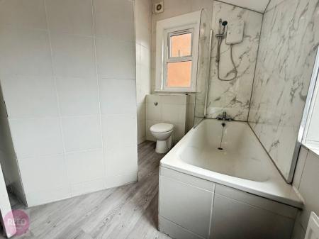 6 bedroom Detached house to let in Derby Road, Lenton, Nottingham, NG7