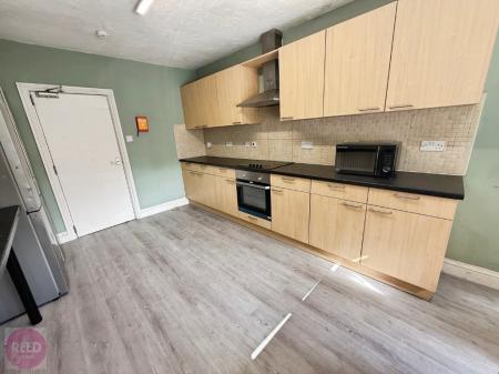 Derby Road, Lenton, Nottingham, NG7