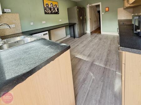 6 bedroom Detached house to let in Derby Road, Lenton, Nottingham, NG7