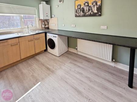 6 bedroom Detached house to let in Derby Road, Lenton, Nottingham, NG7