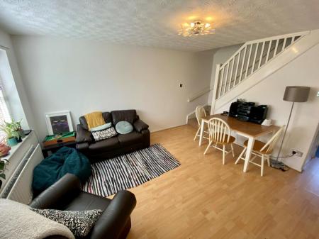 2 bedroom Semi-detached house to let in Shelby Close, Nottingham, NG7