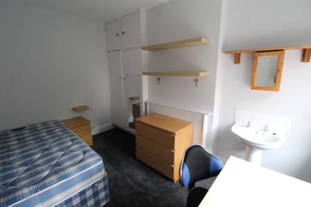 5 bedroom Semi-detached house to let in Elmsthorpe Avenue (5 BED), Lenton, Nottingham, NG7