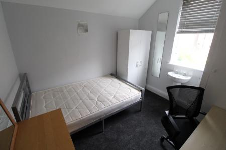 5 bedroom Semi-detached house to let in Elmsthorpe Avenue (5 BED), Lenton, Nottingham, NG7