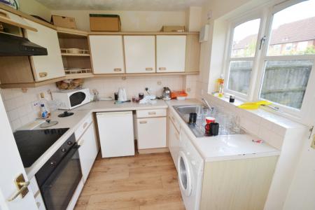 3 bedroom Terraced House to let in Heron Drive, Lenton, Nottingham, NG7
