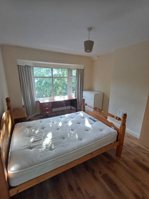 5 bedroom Detached house to let in Harrington Drive, Lenton, Nottingham, NG7