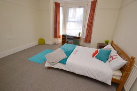 6 bedroom Detached house to let in (6 bed) Henry Road, West Bridgford, NG2