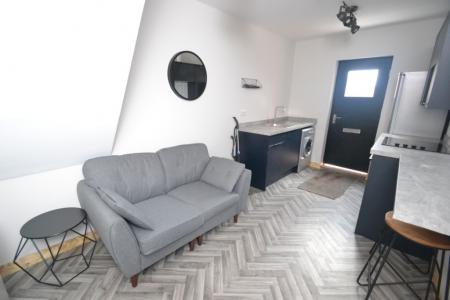 1 bedroom Flat to let in Denman Street, Nottingham, NG7