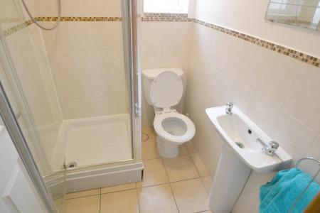 7 bedroom Detached house to let in Henry Road, West Bridgford, NG2