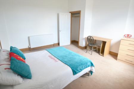 7 bedroom Detached house to let in Henry Road, West Bridgford, NG2