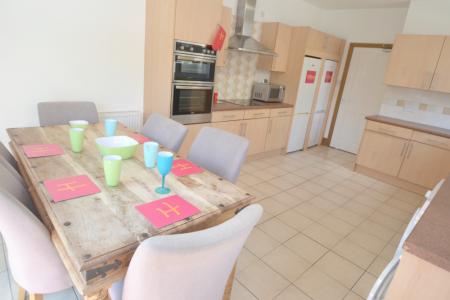 7 bedroom Detached house to let in Henry Road, West Bridgford, NG2