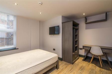 7 bedroom Apartment to let in Howard Street, City Centre, Nottingham, NG1