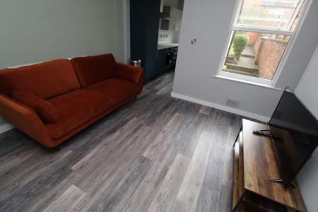 2 bedroom Terraced House to let in Tissington Road, Forest Fields, Nottingham, NG7