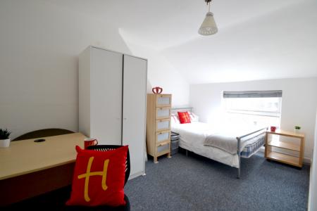 8 bedroom Link detached house to let in (1 Room) Forest Road East, Arboretum, Nottingham, NG1