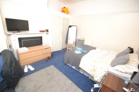 6 bedroom Detached house to let in (6BED) Hope Drive, The Park, Nottingham, NG7