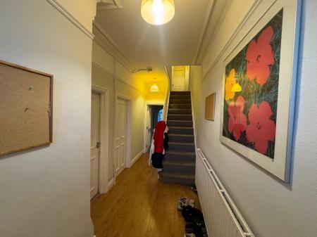 6 bedroom Flat to let in (5 Bed) Millicent Road, West Bridgford, NG2