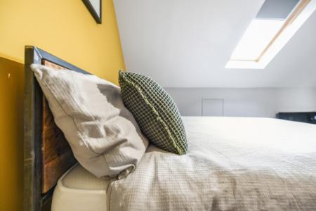 12 bedroom Town house to let in (12-bed) Waverley Street, Arboretum, Nottingham, NG7