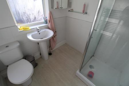 5 bedroom Semi-detached house to let in (5BED) Harrington Drive, Lenton, Nottingham, NG7