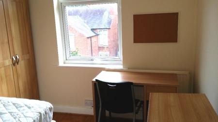 5 bedroom Semi-detached house to let in (5BED) Harrington Drive, Lenton, Nottingham, NG7