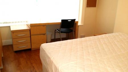 5 bedroom Semi-detached house to let in (5BED) Harrington Drive, Lenton, Nottingham, NG7