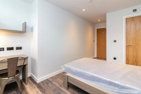 6 bedroom Apartment to let in Howard Street, Nottingham, NG1