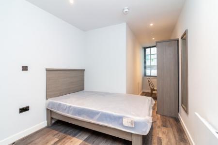 6 bedroom Apartment to let in Howard Street, Nottingham, NG1