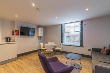 4 bedroom Apartment to let in Howard Street, City Centre, Nottingham, NG1