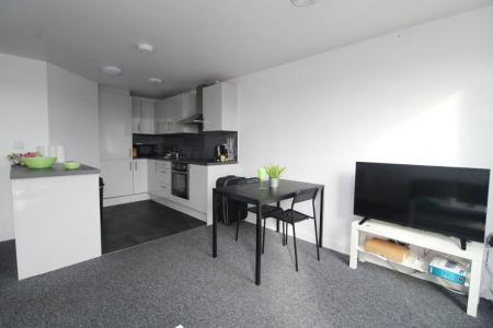 1 bedroom Property to let in Infirmary Road, S6 3DH