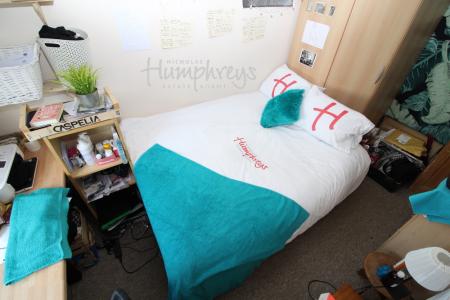 3 bedroom Flat for sale in Crookes Road, Sheffield, S10