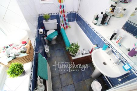 3 bedroom Flat for sale in Crookes Road, Sheffield, S10