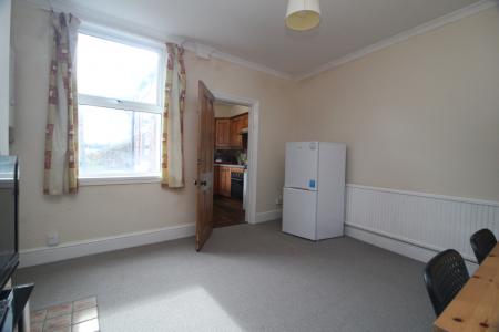 3 bedroom End of terrace house for sale in Roebuck Road, Sheffield, S6