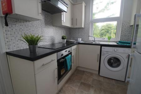 5 bedroom Property to let in Bates Street, S10 1NQ