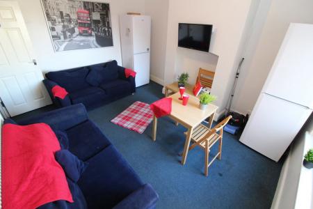 5 bedroom Property to let in Western Road, S10