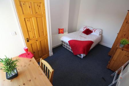 5 bedroom Property to let in Western Road, S10