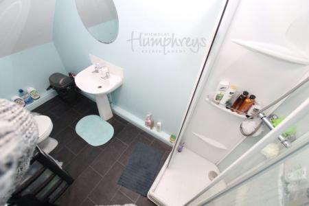 3 bedroom Property to let in Flat 3, 21 Pickmere Road, S10