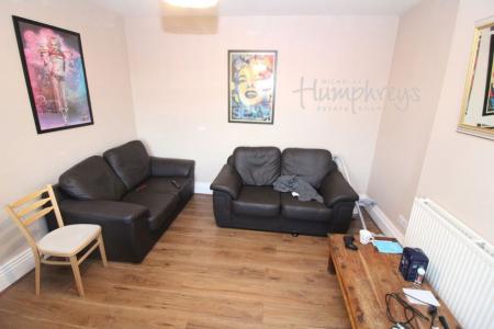 4 bedroom Property to let in Flat 3, 21 Pickmere Road, S10