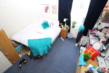 3 bedroom Property to let in Tasker Road, S10