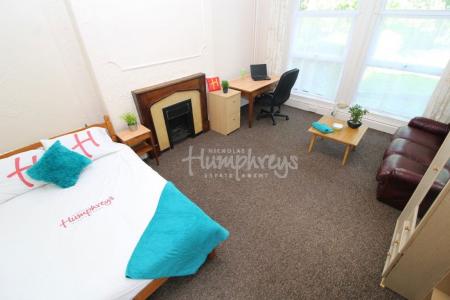 7 bedroom Property to let in Broomhall Place, S10