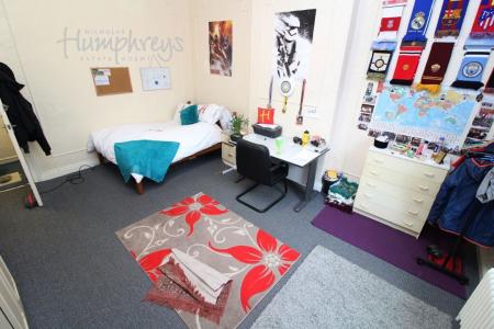 7 bedroom Property to let in Broomhall Place, S10