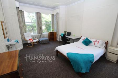 7 bedroom Property to let in Broomhall Place, S10