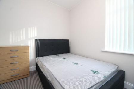 1 bedroom Property to let in Infirmary Road, S6 3DD