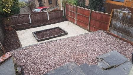 1 bedroom Property to let in S9 1LX