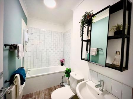 1 bedroom Property to let in S9 1LX