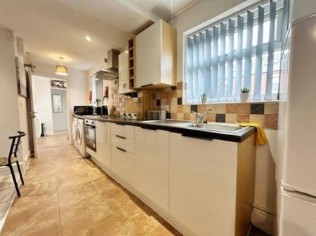 1 bedroom Property to let in Page Hall Road, S4 8GW
