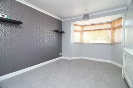3 bedroom Property to let in Skye Edge Road